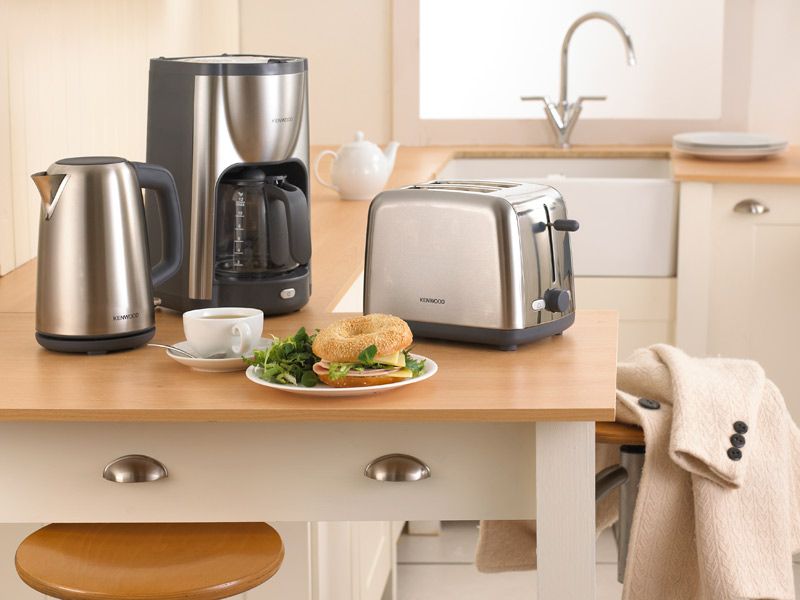 Scene 2 Slot Toaster TTM440 KNW.TTM440 - Image 2